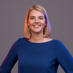 Portrait view of Jasmin Heim, Game Changer Marketing
