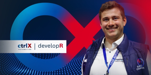 Portret ctrlX developR na kolorowym tle z ikoną "ctrlX AUTOMATION Icon".