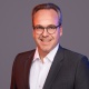 Widok portretowy Stefan Saul, Game Changer Service