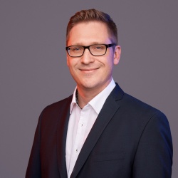 Portrait view of Benjamin Nerger, Game Changer ctrlX CORE
