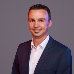 Portrait view of Holger Schnabel, Game Changer ctrlX CORE