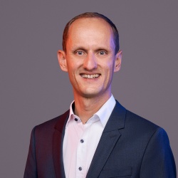 Portraitansicht von Tobias Gerhard, Game Changer Business Development Consumer Goods